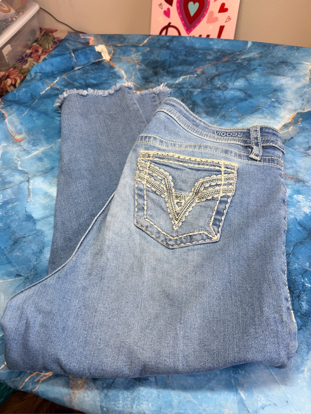 Vigoss Size 18 cropped Straight Jeans